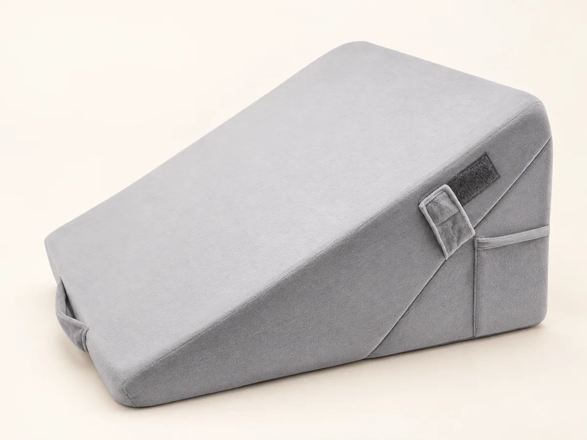 Grey WENLIK wedge pillow with its inclined support surface clearly visible
